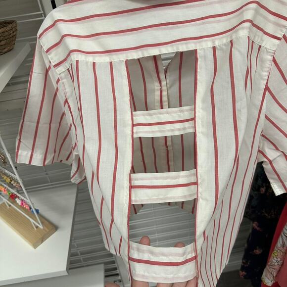 White and red striped vintage - Picture 3 of 4